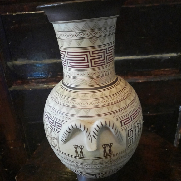 Handmade handpainted Greek Reproduction Vase - Picture 3 of 6